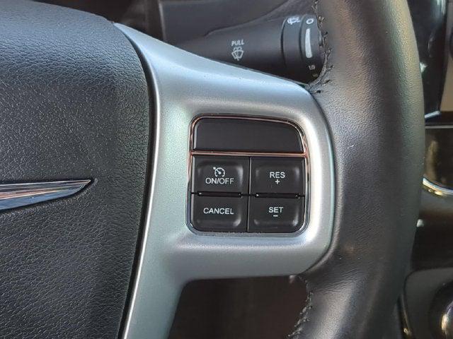 2012 Chrysler 200 Touring