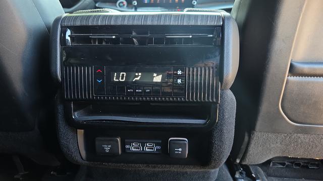 2024 Jeep Wagoneer Series II 4x4