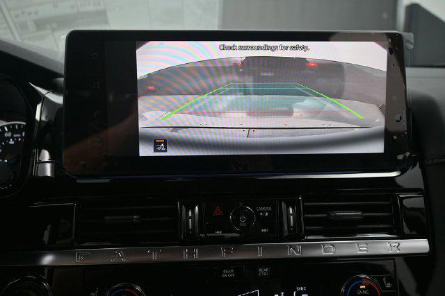 2026 Nissan Pathfinder SV