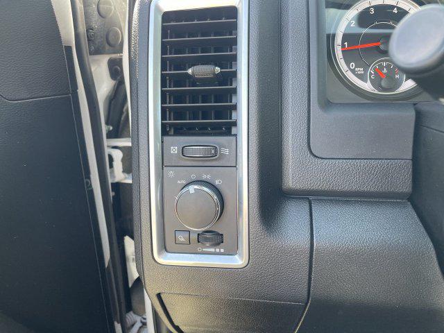 2024 Ram 1500 Classic SLT Quad Cab 4x2 64 Box