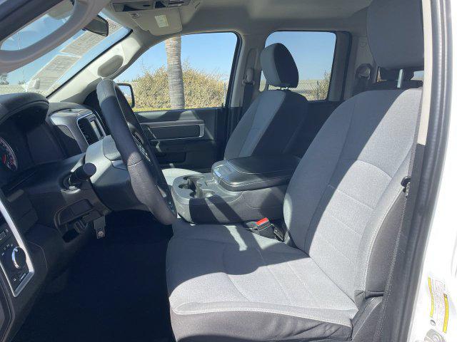 2024 Ram 1500 Classic SLT Quad Cab 4x2 64 Box
