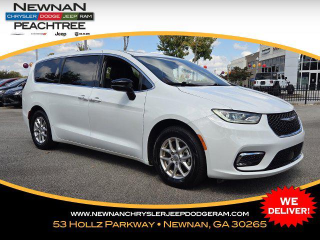 2025 Chrysler Pacifica Select for sale in Newnan, GA