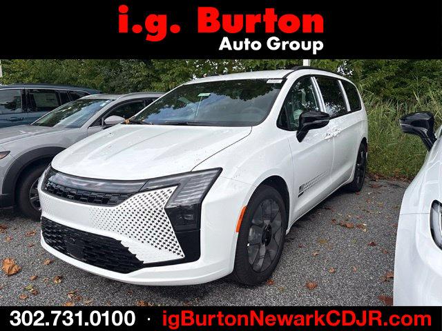 2027 Chrysler Pacifica Select for sale in Newark, DE