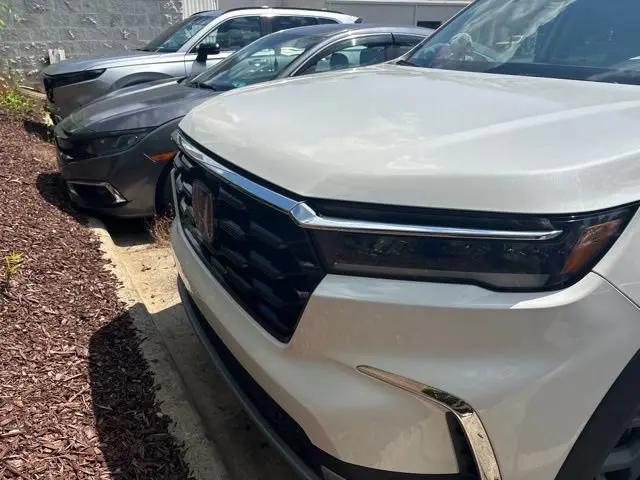 2023 Honda Pilot 2WD Touring