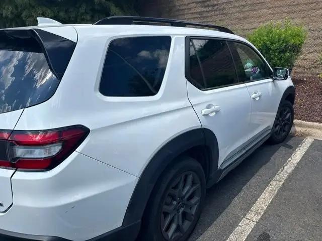 2023 Honda Pilot 2WD Touring