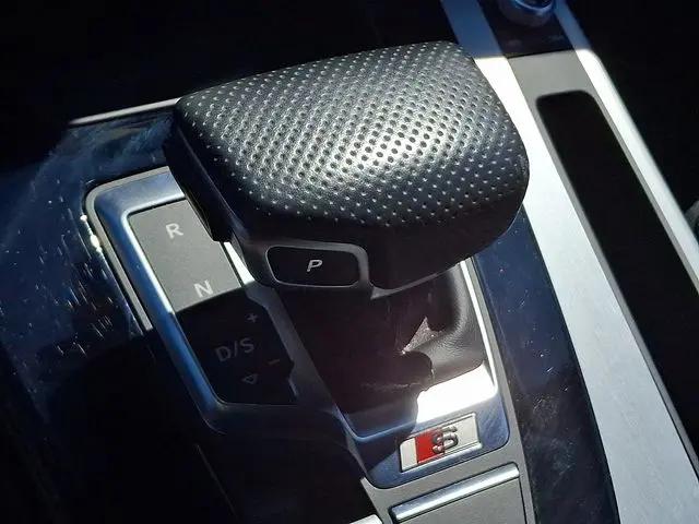 2021 Audi SQ5 Premium