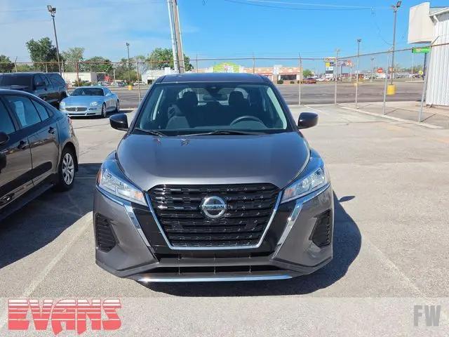 2021 Nissan Kicks S Xtronic CVT