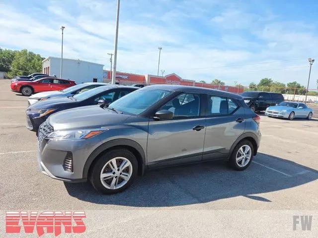 2021 Nissan Kicks S Xtronic CVT