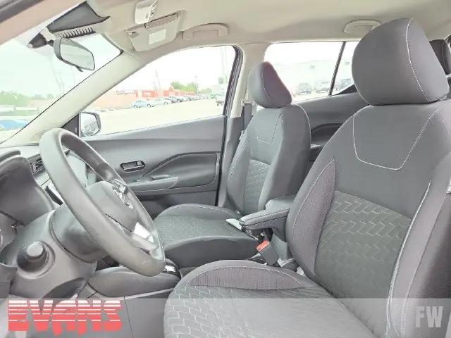 2021 Nissan Kicks S Xtronic CVT