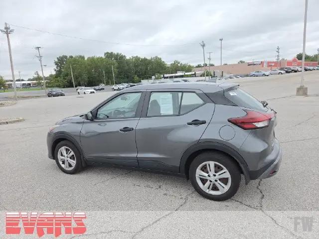 2021 Nissan Kicks S Xtronic CVT