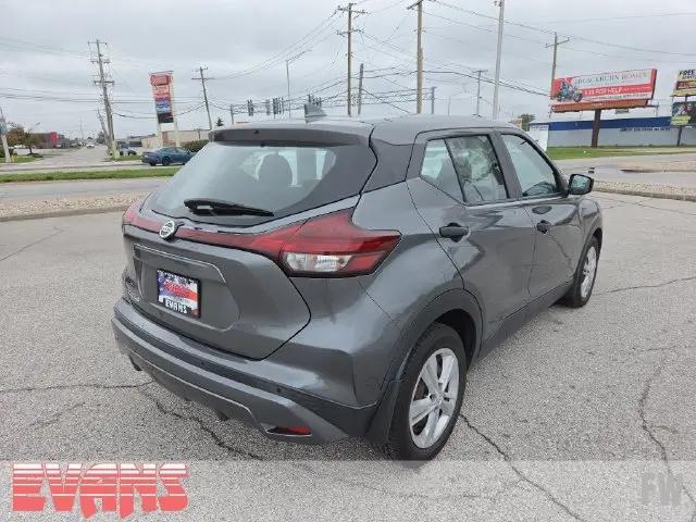 2021 Nissan Kicks S Xtronic CVT