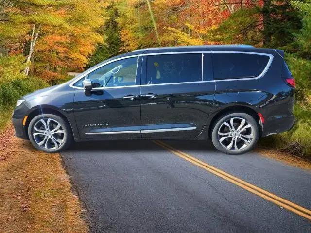 2022 Chrysler Pacifica Pinnacle