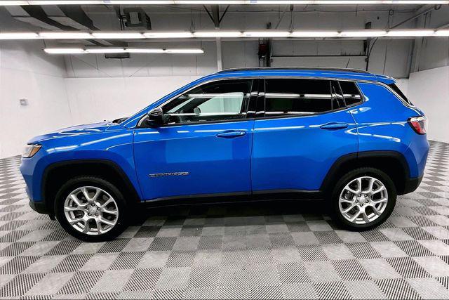 2024 Jeep Compass Latitude Lux FWD