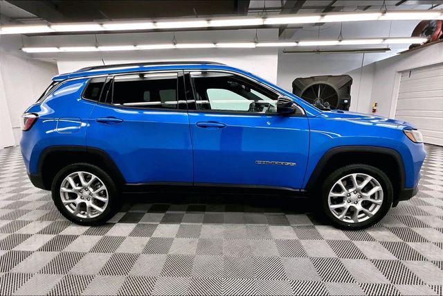 2024 Jeep Compass Latitude Lux FWD
