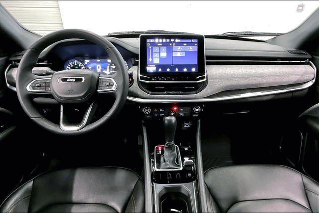 2024 Jeep Compass Latitude Lux FWD