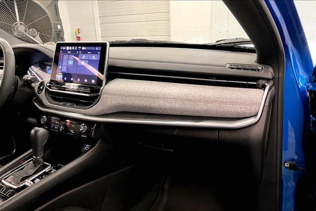 2024 Jeep Compass Latitude Lux FWD