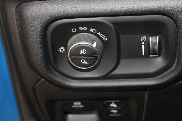 2020 Ram 1500 Big Horn Crew Cab 4x4 57 Box