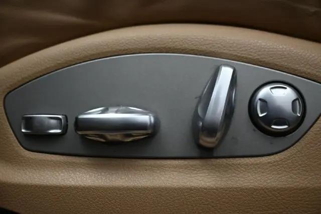 2019 Porsche Macan Macan