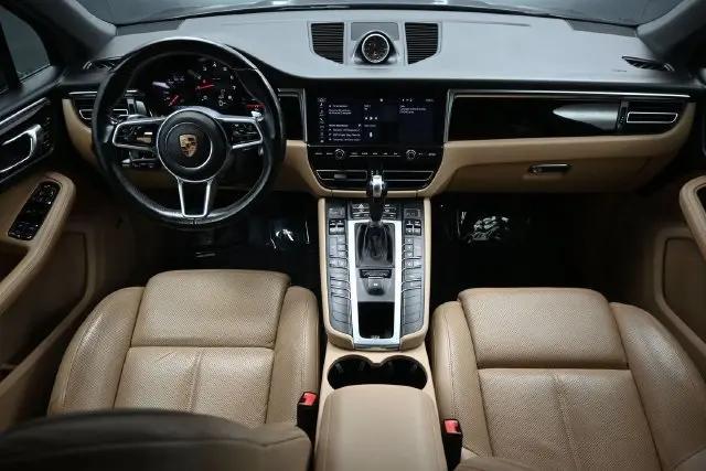2019 Porsche Macan Macan