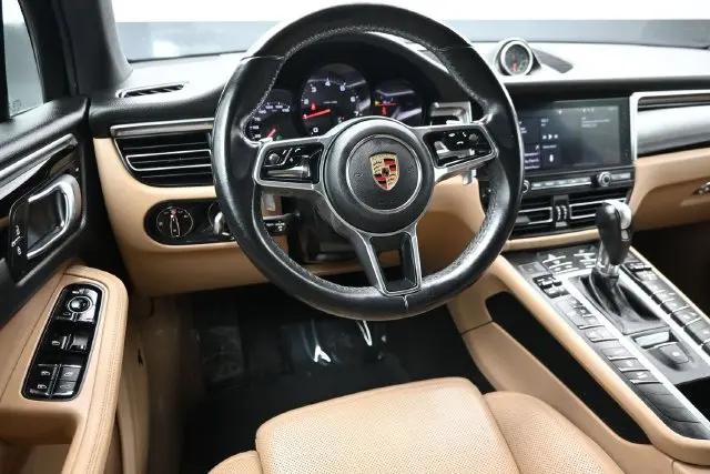 2019 Porsche Macan Macan