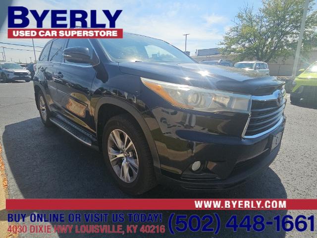 2016 Toyota Highlander LE Plus V6 for sale in Louisville, KY