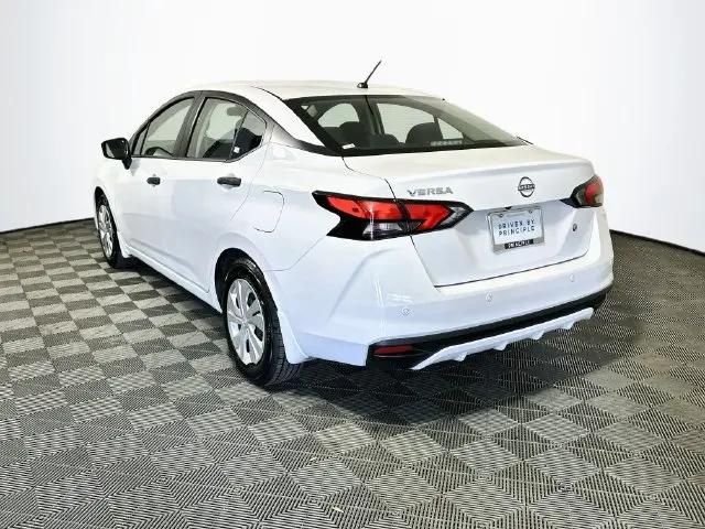 2024 Nissan Versa 1.6 S