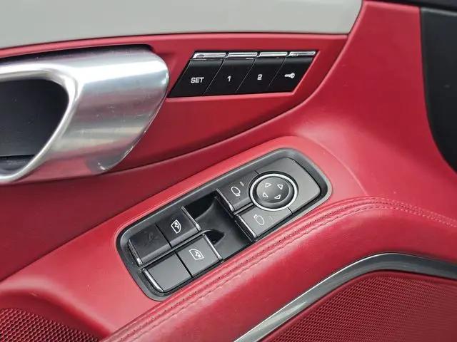 2018 Porsche 911 Targa 4S