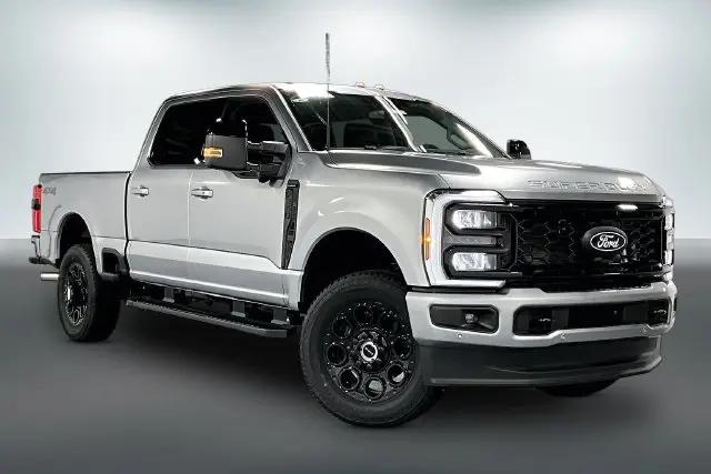 2027 Ford F-350 LARIAT for sale in Auburn, IN