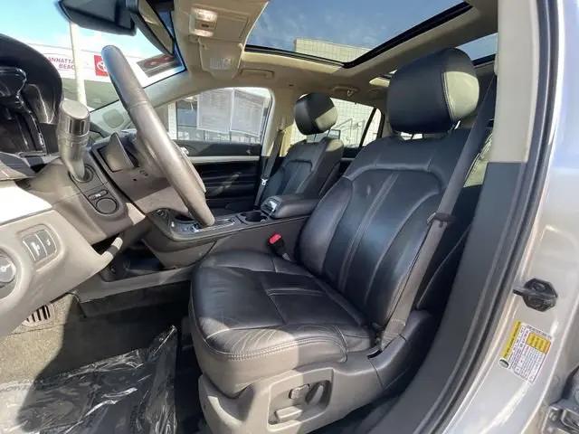 2018 Lincoln MKT Reserve