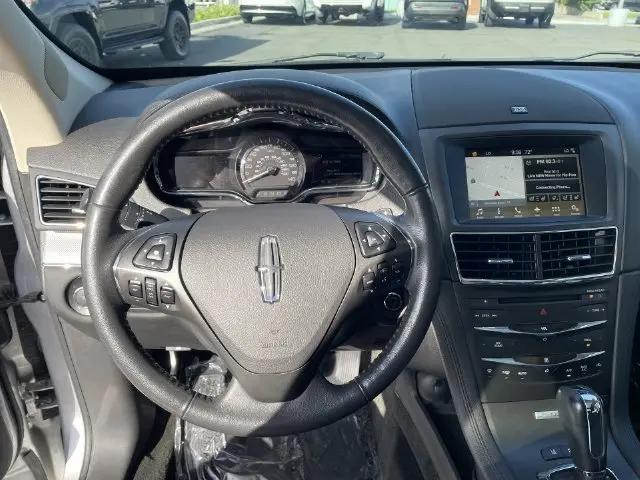 2018 Lincoln MKT Reserve