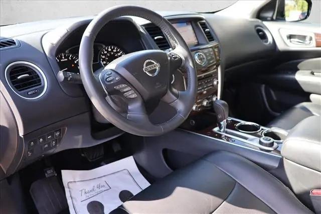 2016 Nissan Pathfinder Platinum