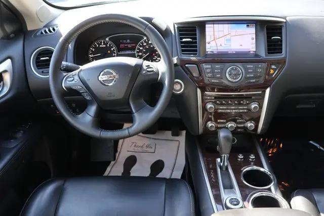 2016 Nissan Pathfinder Platinum