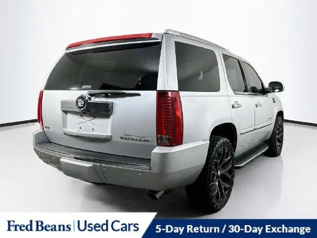 2011 Cadillac Escalade Luxury