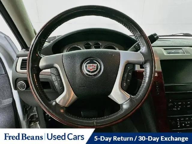 2011 Cadillac Escalade Luxury