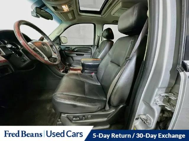 2011 Cadillac Escalade Luxury