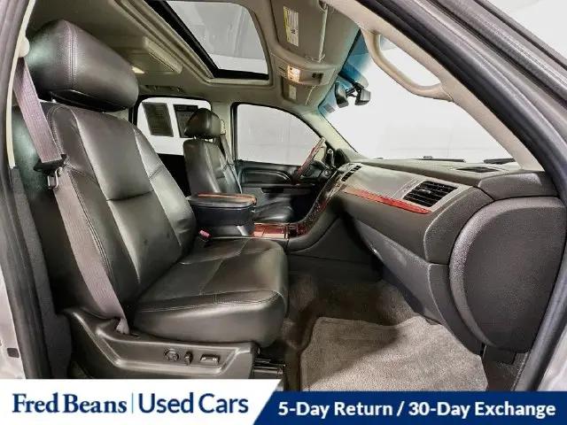 2011 Cadillac Escalade Luxury