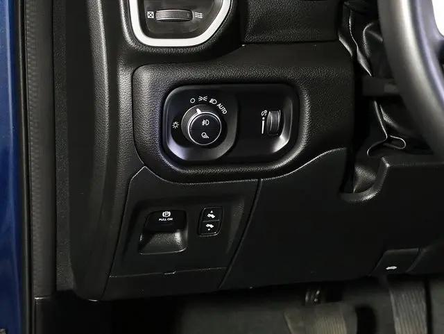 2023 Ram 1500 Big Horn Crew Cab 4x4 57 Box