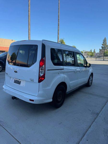 2015 Ford Transit Connect XLT