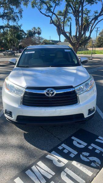 2015 Toyota Highlander LE V6 for sale in Pomona, CA