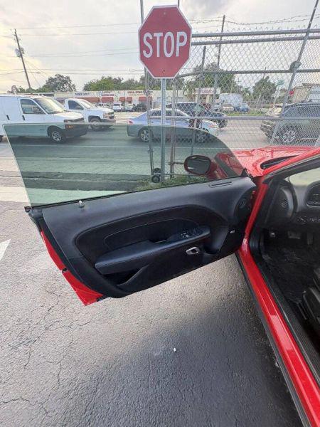 2015 Dodge Challenger SXT Plus