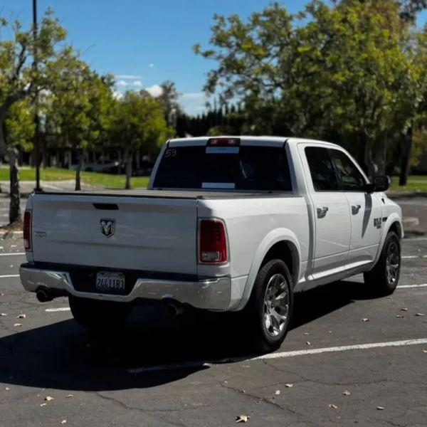 2019 Ram 1500 Classic Laramie Crew Cab 4x2 57 Box