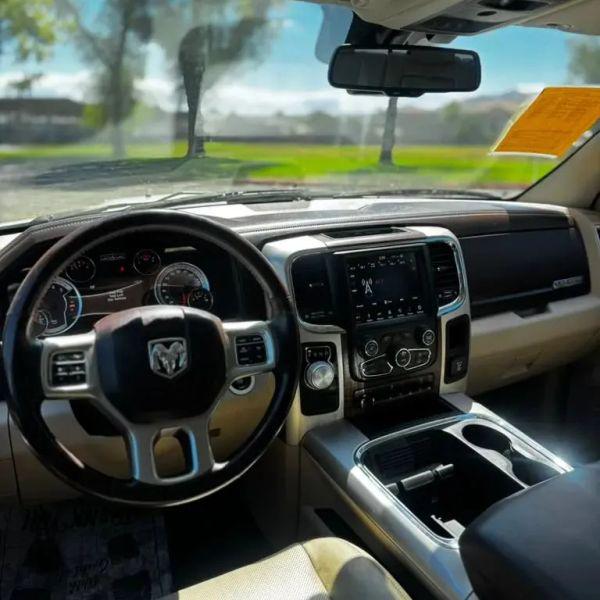 2019 Ram 1500 Classic Laramie Crew Cab 4x2 57 Box