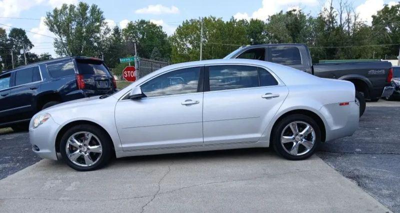 2011 Chevrolet Malibu 2LT