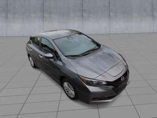 2025 Nissan LEAF S