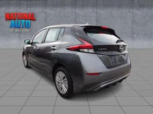 2025 Nissan LEAF S