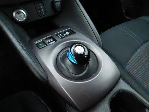 2025 Nissan LEAF S
