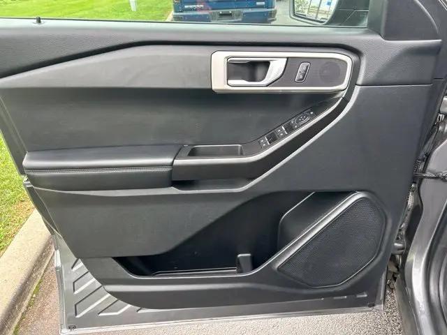 2021 Ford Explorer Base