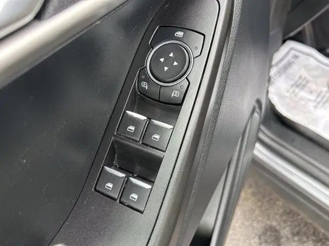 2021 Ford Explorer Base