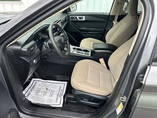 2021 Ford Explorer Base