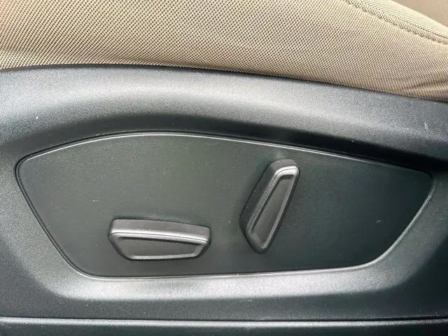 2021 Ford Explorer Base